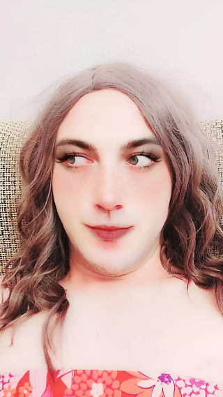 SKINNY BOY TO GIRL BOOTY MODEL CROSSDRESSER MAKING MASTURBATING WITHOUT USING HSNDS ALSO STRIPTEASING IN FRONT OF THE CAMERA thumbnail