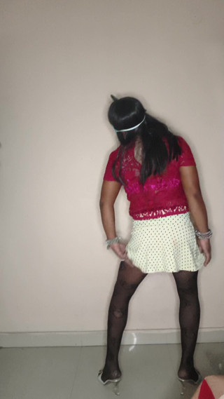 Crossdresser strip thumbnail