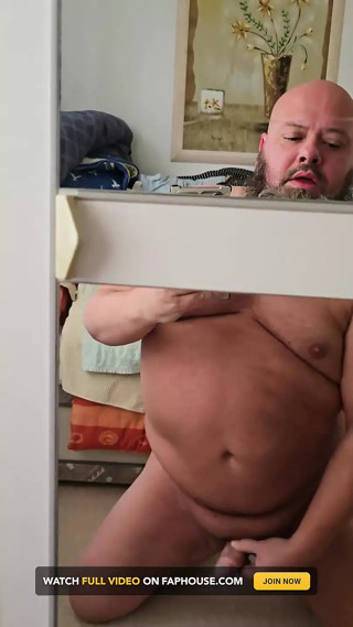 Head on Mirror Masturbation