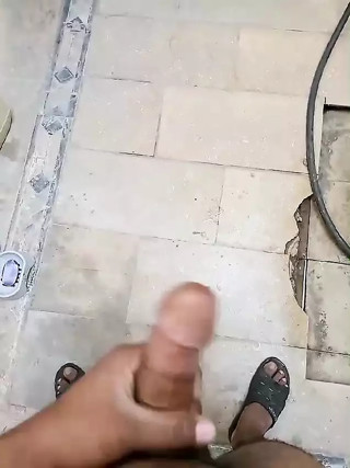 Desi Muslim boy cum out outdoor