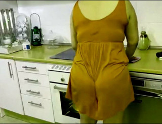 Mature mom in the kitchen, amateur, homemade
