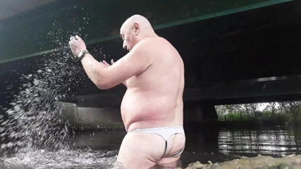 Very sexy wet jerk off of a fat sensual pig
