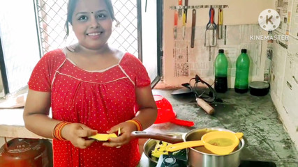 Neighbor's Bhabhi's fun kitchen sex with Hindi audio
