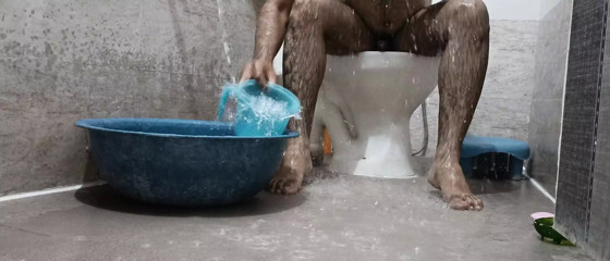 The fun of bathing naked is something else