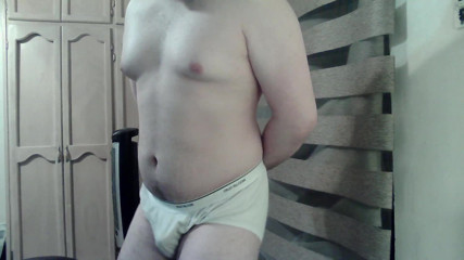 Beefy virgin camboy dances and flexes