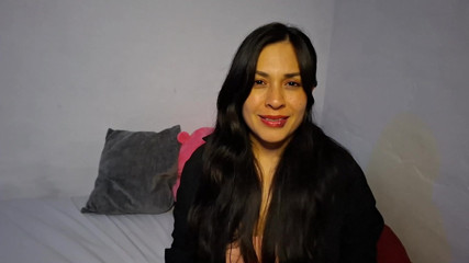 ASMR Roleplay Tu NOVIA te CUIDA