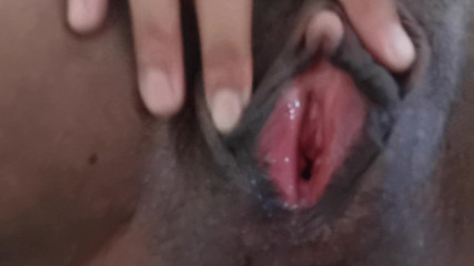 FTM fucks boipussy with vibrator