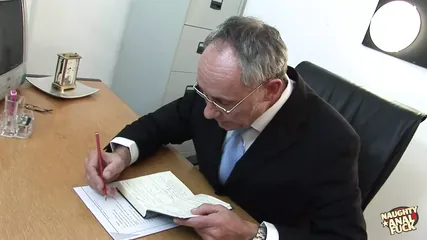 /beam/67a86373cc498f247e94e028