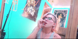Mirror Sneezing