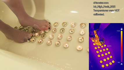 Wax running in bathtub with thermal imaging camera