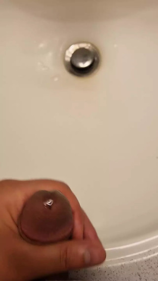 Jacking off thinking about a wonderful fuck with my stepmother