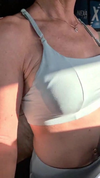 -Elisa- video