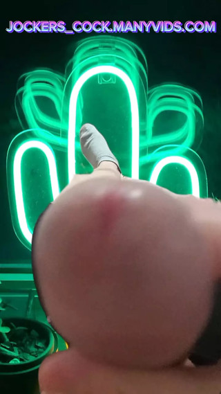 SUCKING COCK BIG GAY JOCKER'S COCK - HOT TRANS