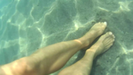 nylondelux nude pantyhose in the sea