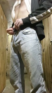 Diaper under the jeans 