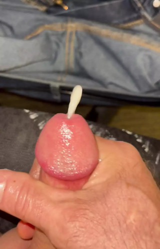 Tiny cock cums in pants thumbnail