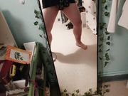 Jerking off in my stepdaughter untidy room