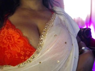 Desi Hot Girl Under Bra Hot Boobs Show