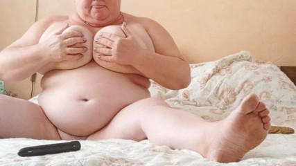 neighbor masturbates naked on the bed