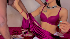 Hot Bhabhi Ke Saath Gift De Kar Fuck Full Desi Fuck Show with Romance