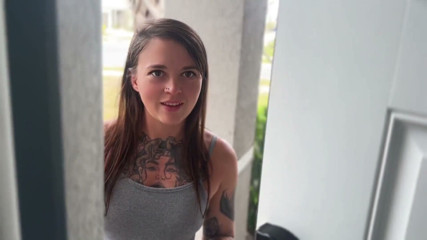 MILF with Big Ass Seduces Sex Therapist to Give Her an Orgasm