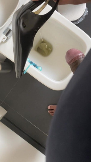 Pissing in siters HUGO shoes