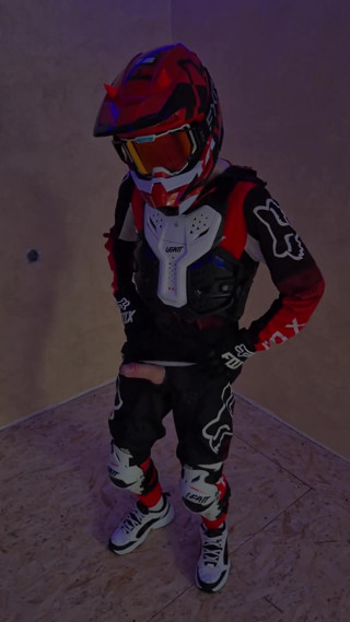 Hard Fucked Those Hot Osiris D3 Sneakers