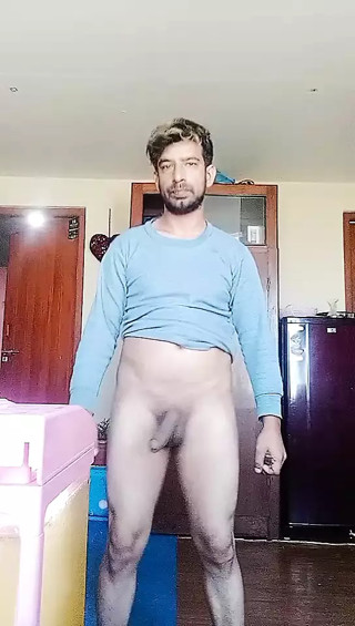 Boy get hard to masturbate thumbnail