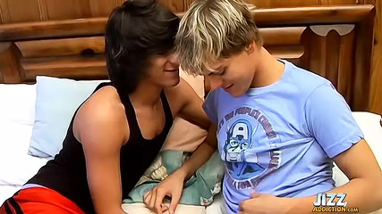 Cute Kyros Christian Takes In The Huge Cock Of Dillon Samuels
