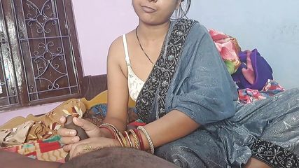 Hot and beautiful girlfriend fucked  in hindi sexy couples