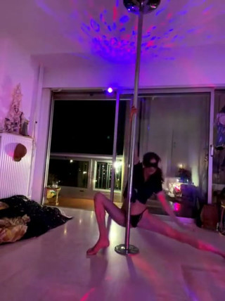Exciting Dancer