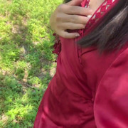 Walk to Gardens Then Pee