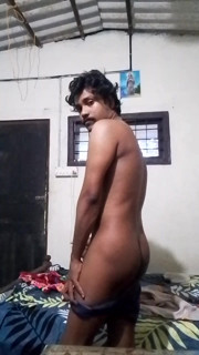 Young guy fap in room underwear by putting