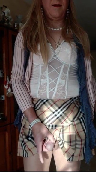 Candice and her clit