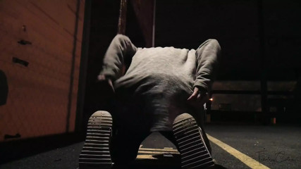 Risky Fucking in Parking Lot Flashing Cars