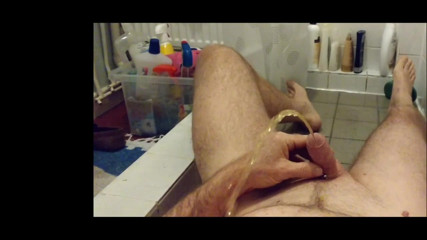 Slow motion golden shower