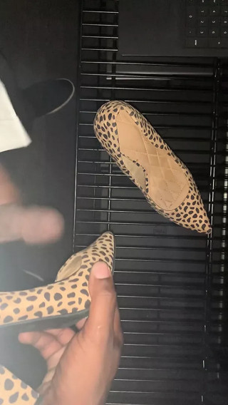 Cumshot in co worker cheetah heels