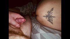 Daddy knows how to satisfy his milf before work. He leaves a load all over her