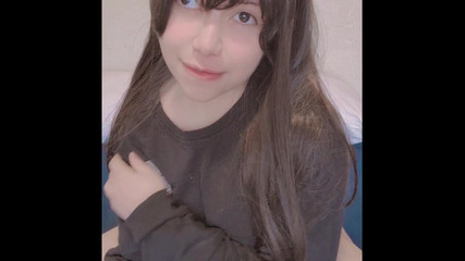 Would you cum inside this amateur young girl&#039,s pussy?