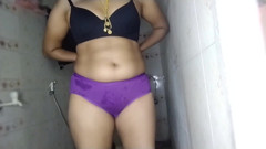 Tamil Married Stepsister Bathing Video