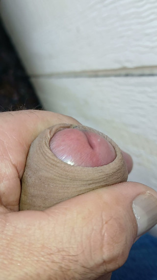 Pissing and jerk off outside