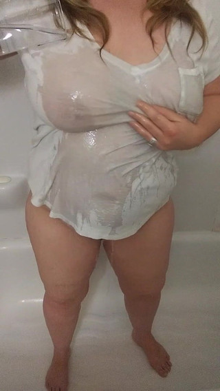 Wet t shirt