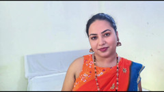 Intense fucking between an Indian 'beautiful mami'.