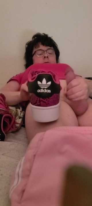 Me cuming on my Adidas bold Magenta