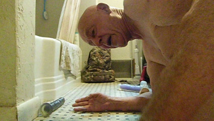 gaping ass and clamping nipples