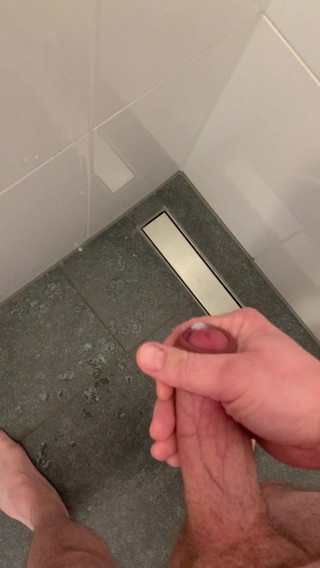 Uncut jerking off in the shower