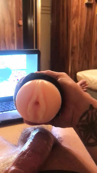 PUMPING MY COCK INTO TIGHT TOY