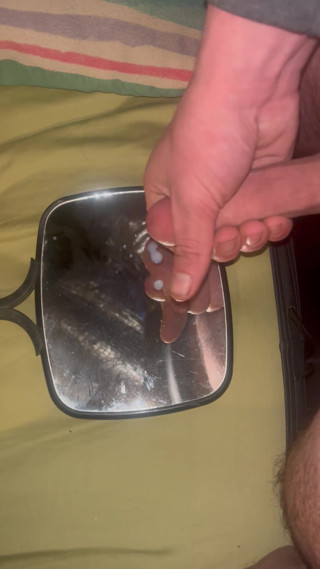 Jerking off till cum