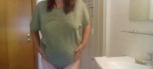 The scent of last night mature MILF in the shower 52 and uncensored