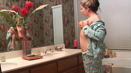 Hot Bathtub Orgasm